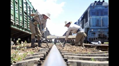 Los jóvenes rostros del ferrocarril cubano.
