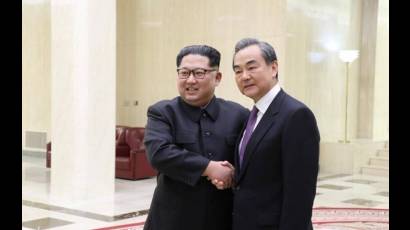 Kim Jong-un y Wang Yi