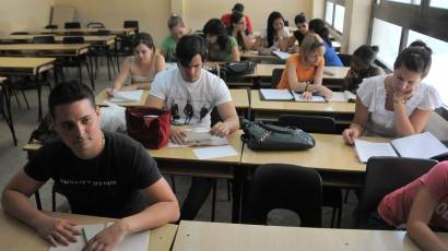 La oferta de cursos de posgrado y el otorgamiento de becas es uno de los temas que más preocupa a los estudiantes.jpg