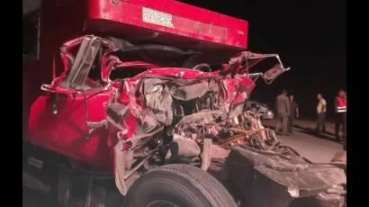 Este accidente en Sancti Spíritu se suma a otros en que han estado implicados los camiones de pasaje.