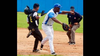 Los Industriales cayeron ante los Indios de Guantánamo por 4-6 en el único cotejo que la lluvia dejó concluir en La Habana