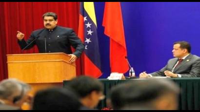 Maduro expresó que la firma de los acuerdos ratifican el camino del desarrollo compartido de las inversiones