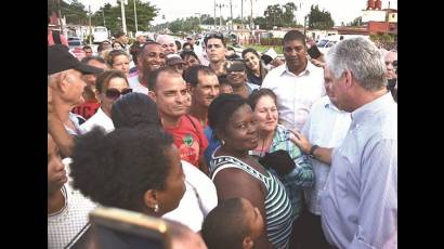 Díaz-Canel de visita en Camagüey