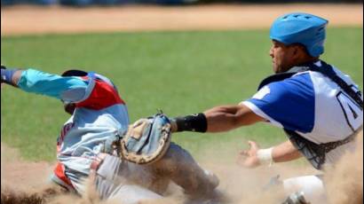 Leones y Tigres, una gran bronca por el cuarto puesto