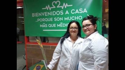 En medio de la hostilidad desatada por Bolsonaro, los profesionales de la salud que colaboraron en el programa Más Médicos regresan