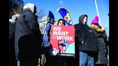 Trabajadores federales despedidos