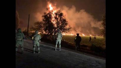 Explosión en oleoducto en México