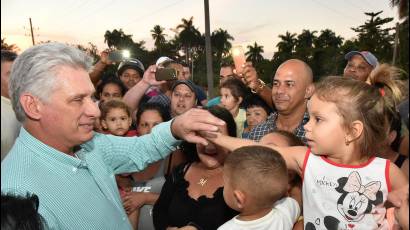 Díaz-Canel en visita gubernamental a Cienfuegos