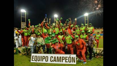 Las Tunas campeón en el béisbol cubano