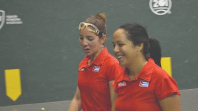 Daniela Darriba (izquierda) y Yasmary Medina aspiran a conquistar el oro en el torneo panameño.