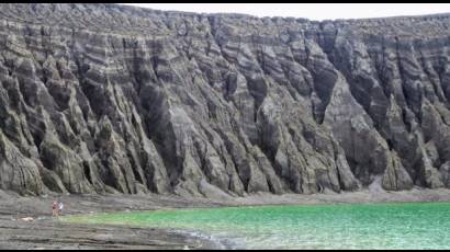 Isla HTHH en el Pacífico