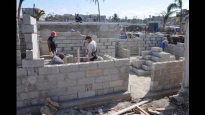 Labores constructivas en la capital cubana