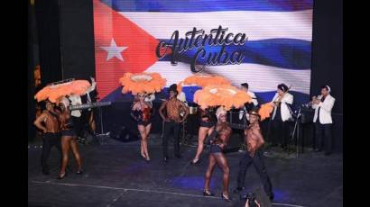 Espectáculo Auténtica Cuba