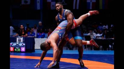 Five Cuban wrestlers participate in tournament in Iran