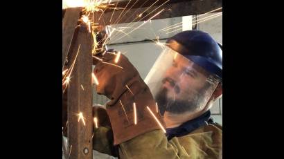 El autor de Monumento al hombre incompleto