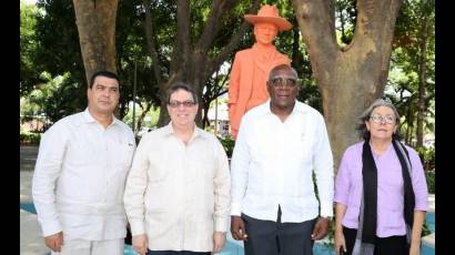 Delegación cubana de alto nivel rinde tributo a héroes del sandinismo