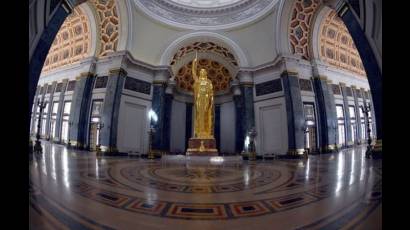Estatua de la República de Cuba