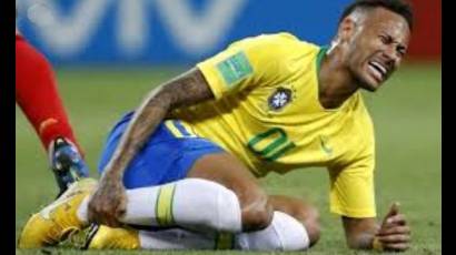 Voceros del PSG afirman que Neymar está totalmente recuperado de su lesión en el quinto metatarsiano