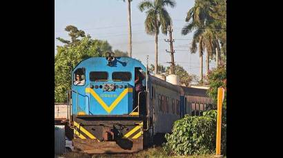 Actualmente se trabaja en la pintura y mantenimiento de la locomotora