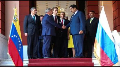 Recibió Nicolás Maduro al primer viceministro ruso, Yuri Borísov