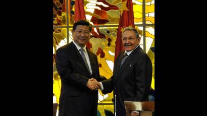 Raúl Castro y Xi Jinping