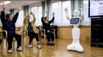 Automatización de tareas antes desarrolladas por cuidadores en Japón.