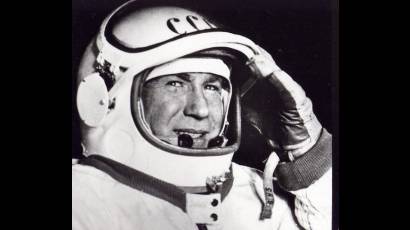 Alexéi Leónov, el cosmonauta soviético que realizó el primer paseo espacial