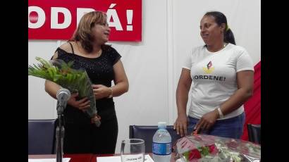 se aprobó a Yadira Díaz Chinea, de 34 años de edad, licenciada en Comunicación social, y quien ha transitado por diferentes responsabilidades en la UJC