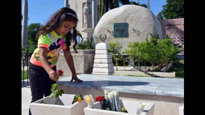 Pueblo de Santiago rindió tributo al Comandante