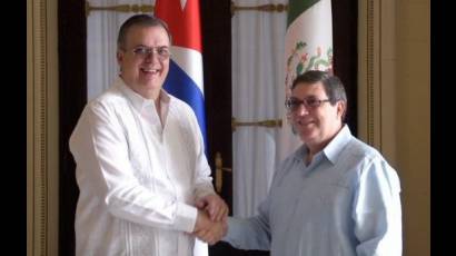Secretario de Relaciones Exteriores de los Estados Unidos Mexicanos, Marcelo Ebrard, y  canciller de Cuba, Bruno Rodríguez