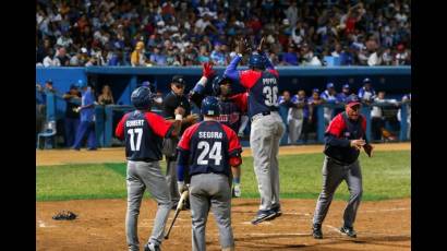 Play off de la pelota cubana