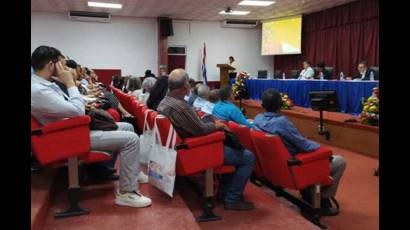 Debaten en Cuba sobre el vínculo ciencia e industria