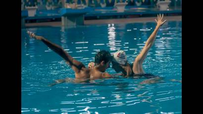 Dúo mixto en natación artística