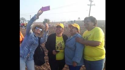 Acto Nacional por el Día de la Mujer en Cuba