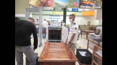 El escáner en el aeropuerto de Varadero
