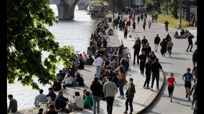 Francia inicia el desconfinamiento