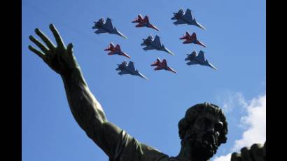 Desfile por el aniversario 75 de la victoria rusa en la Gran Guerra Patria