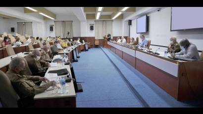 Presidió Raúl reunión del Buró Político donde se analizaron propuestas para la recuperación post COVID-19