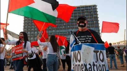 En junio pasado, en Tel Aviv, se manifestaron contra la anexion israeli de Cisjordania