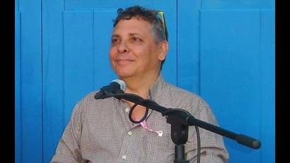 Sigfredo Ariel nació el 31 de octubre de 1962 en Santa Clara