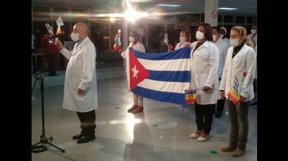 Médicos cubanos que enfrentaron la COVID-19 en Andorra
