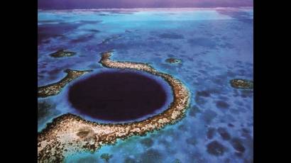 El Gran Agujero Azul