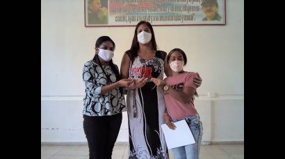 Jóvenes por la vida para Eide holguinera