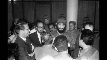Fidel y los integrantes del Secretariado del Comité Central del Partido
