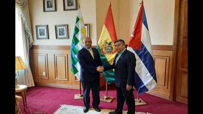 Autoridades de Cuba y Bolivia