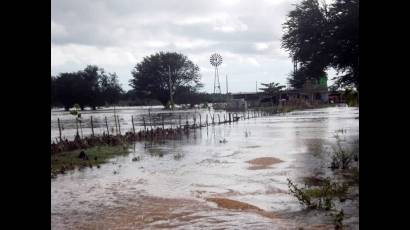 Aunque las lluvias quedaron por debajo del pronóstico, varias zonas de la provincia quedaron inundadas