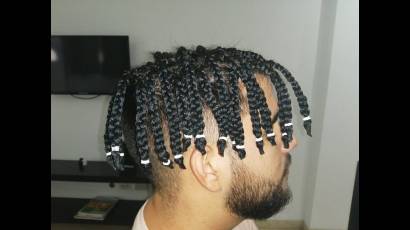 Corte afro libre