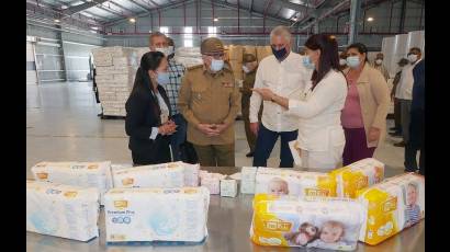 El Primer Secretario del Comité Central del Partido Comunista de Cuba, General de Ejército Raúl Castro Ruz, el Presidente de la República, Miguel Díaz-Canel Bermúdez, y el Primer Ministro, Manuel Marrero Cruz, visitaron en la mañana de este sábado la Zona Especial de Desarrollo Mariel