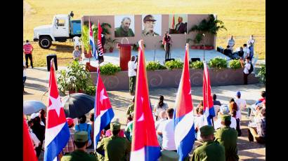 En la escalinata del antiguo Regimiento de la Tiranía se rememoró otra vez el paso de la Caravana de la Libertad