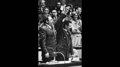 Fidel y Raúl han sido ejemplos de fi delidad, unidad y compromiso con las fi las del Partido.